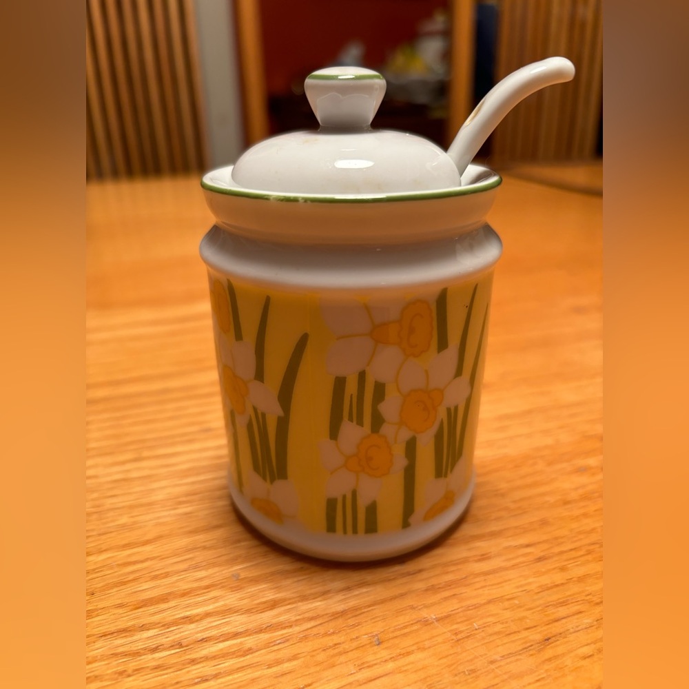 Daffodil Sugar Bowl or Jam Jar - Japan